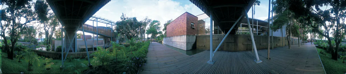 Parque del Agua, obra de los arquitectos Germn Samper, Alfonso Leyva y Lorenzo Castro. Premios nacional y panamericano de arquitectura.  Miguel Salazar