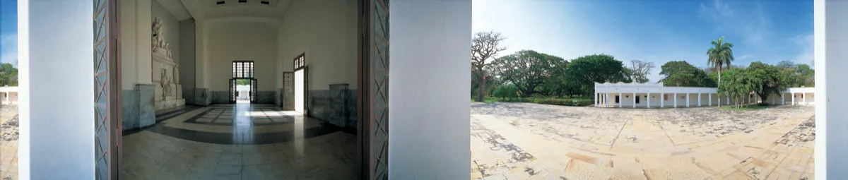 Altar de la Patria y columnata del corredor externo del Museo Bolivariano de la Quinta de San Pedro Alejandrino. Miguel Salazar