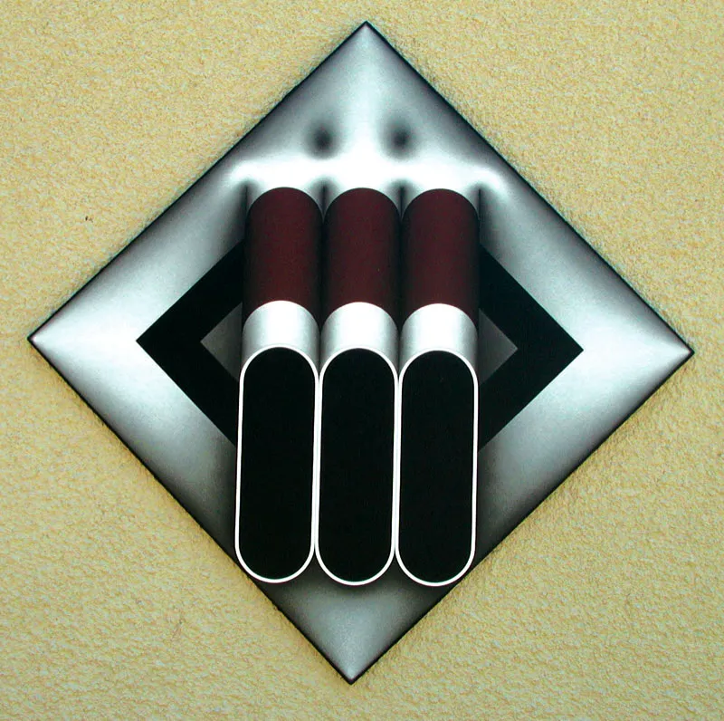 Flor andrógina VI / 1990 / Acrílico sobre lienzo / 101 x 101 cm / Museo Rayo