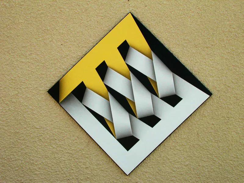 Semillas del Sol LI / 2002 / Acrílico sobre lienzo / 101 x 101 cm / Museo Rayo