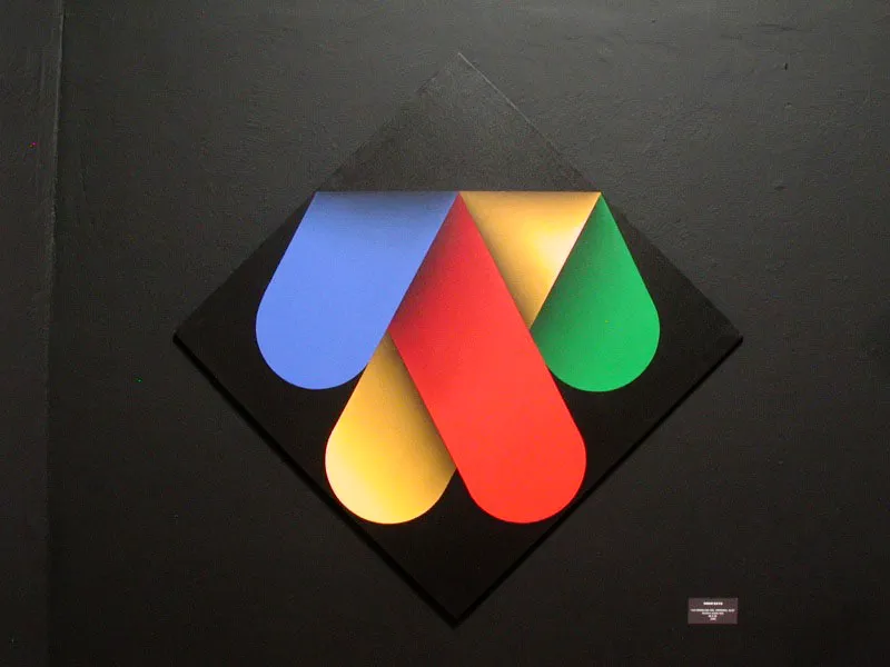 Crisálida del arrebol XLIX / 2005 / Acrílico sobre lienzo / 101 x 101 cm / Museo Rayo