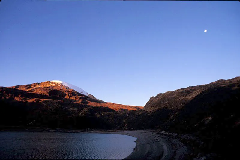Amanecer en el Parque Nacional Los Nevados. Andrés Hurtado
