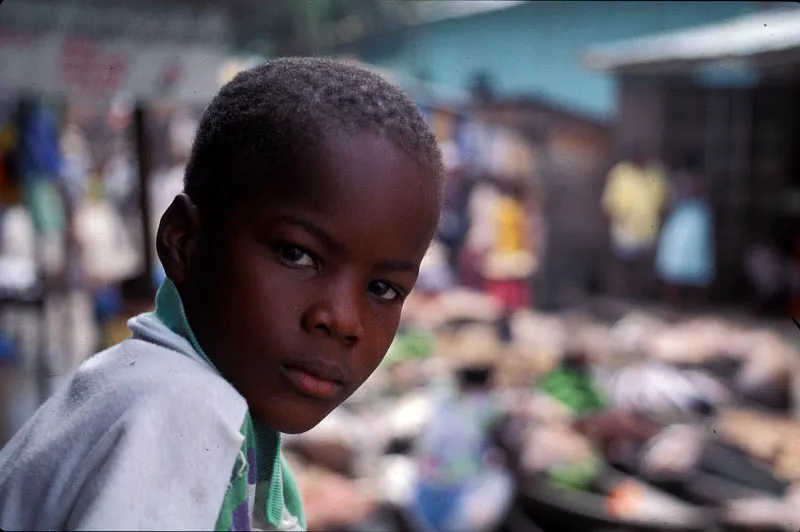Niño poblador del parque pertenecientes a comunidades afrocolombianas. Andrés Hurtado