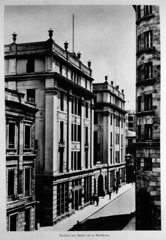 Edificio Pedro A. López, proyectado por Robert M. Farrington, donde funcionó el Banco López hasta 1923, cuando fue comprado y organizado como primera sede del Banco de la República.