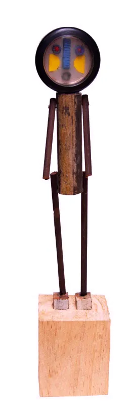 Objeto escultórico ✦ 1980 a 2008 ✦ Técnica mixta ✦ Medida variable entre 12 y 70 cm de altura