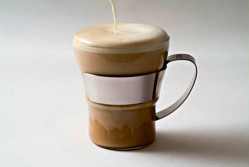 Café con leche. Jorge Eduardo Arango