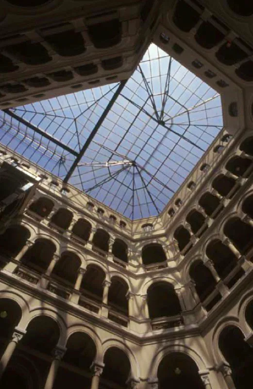 Palacio Nacional, Medelln, Antioquia. 
Uno de los ms emblemticos edificios de la ciudad, obra del arquitecto belga Agustn Goovaerts. Levantado entre 1925 y 1933, en su diseo y construccin se mezclan los estilos romnico y neogtico. Destacan sus elaboradas rejas en hierro forjado, entrelazadas en puertas, barandas y ventanas. 