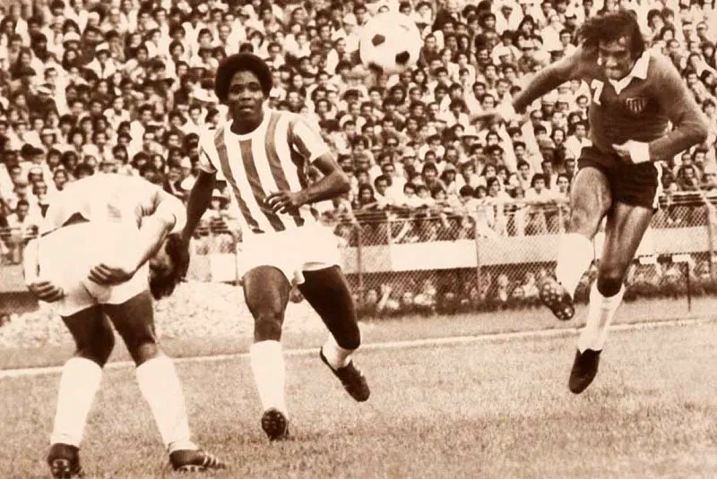 Una de las bases del equipo de Zubeldía fue su defensa, liderada por Miguel Ángel ‘Zurdo’ López y Fransisco Maturana.