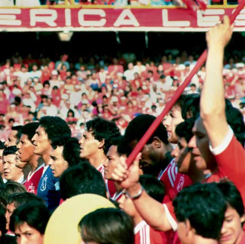 Durante los primeros aos de la dcada de los ochenta el estadio Pascual Guerrero, de Cali, vivi una fiesta permanente. 