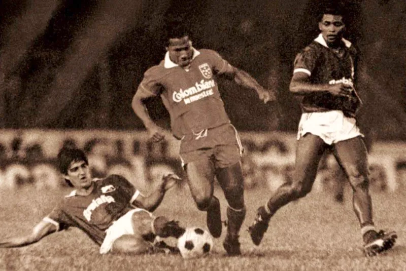 Mayo 7, 1987. Amrica 1, Cali 0.
Willington Ortiz fue clave para llegar a las finales de la Copa Libertadores disputadas en los aos de 1985, 1986 y 1987. 