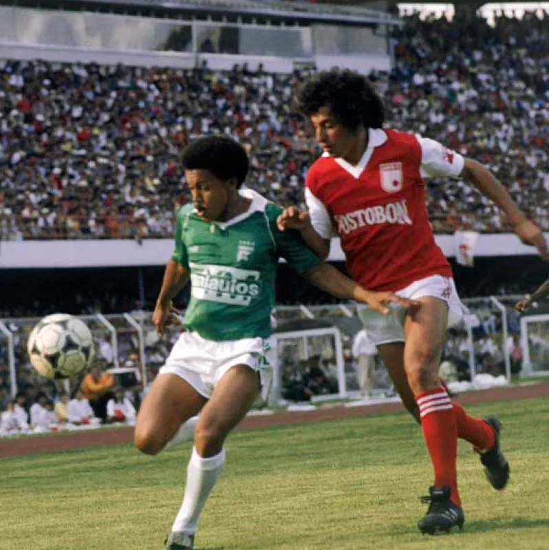 El ‘Chonto’ Herrera comenzó a jugar con el Atlético Nacional en 1988, club con el que fue campeón de la Copa Libertadores en 1989.