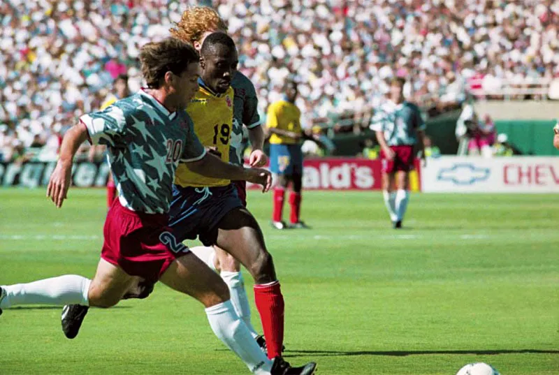 Junio 22, 1994. Estados Unidos 2, Colombia 1.
Rincón fue con Colombia a los mundiales de Italia 1990, EE. UU. 1994 y Francia 1998.