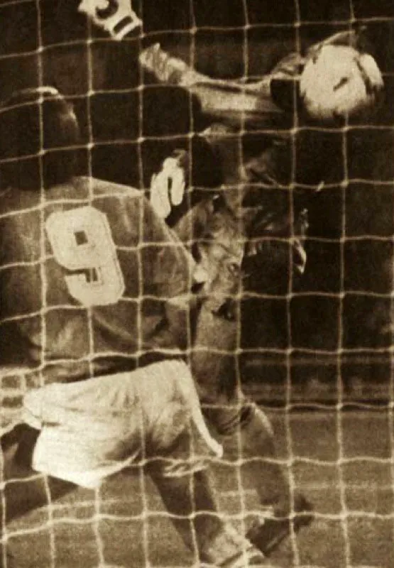 Mayo 24, 1988, Inglaterra 1, Colombia 1.
Durante la Copa Sir Stanley Rous,Colombia enfrentó a Escocia e Inglaterra.
