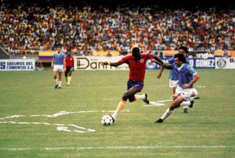 Octubre 15, 1989, Barranquilla. Colombia 1, Israel 0.
El Palomo Usuriaga fue el autor del gol que clasific a Colombia al Mundial de 1990. 