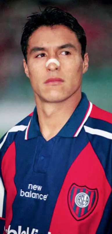 Ivn Ramiro Crdoba jug con San Lorenzo de Almagro en 1998-1999, antes de ser contratado por el Inter de Miln. 