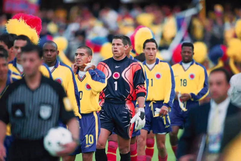 Agosto 15, 2000. Colombia 1, Uruguay 0.
Del 28 de marzo de 2000 al 14 de noviembre de 2001, la Seleccin Colombia disput 18 partidos de la fase de clasificacin para el Mundial Corea-Japn 2002. 