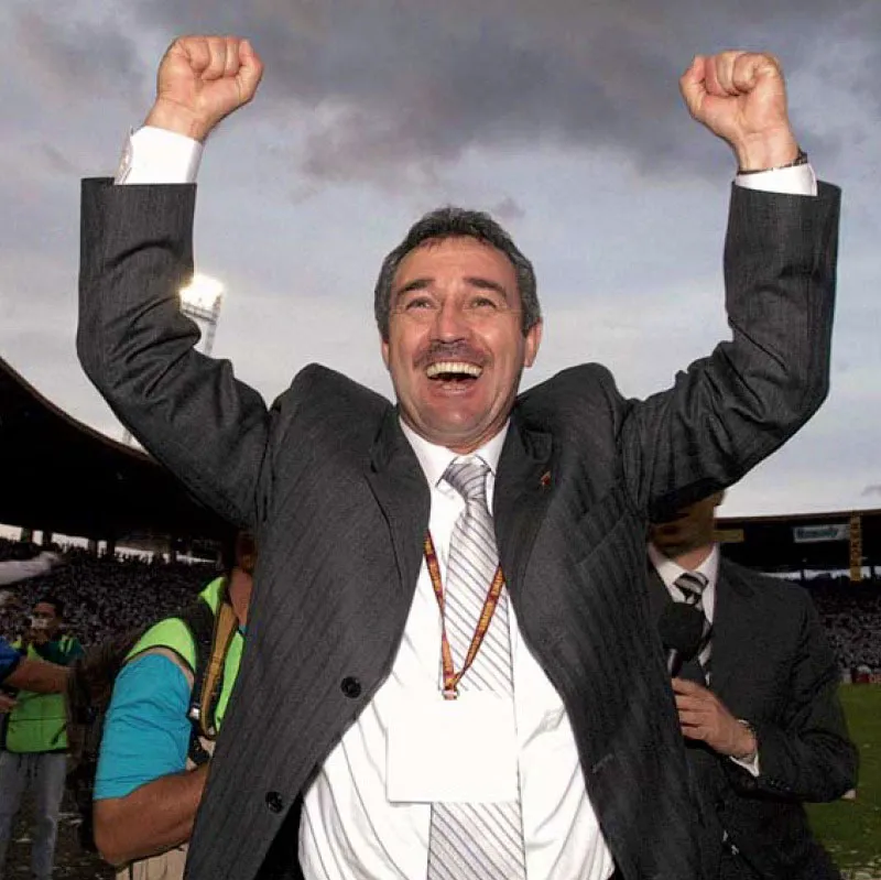 Luis Fernando Montoya fue el director técnico del Once Caldas campeón del torneo colombiano en 2003 y que ganó la Copa Libertadores 2004 por primera vez en su historia.
