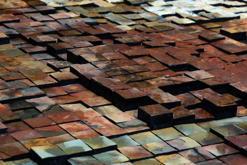 CIUDAD.
2008.
Pizarra.
Detalle