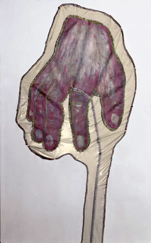 Wilson Díaz / Yoyo (detalle) / 1993 / Ensamble plástico recortado / 492 x 92 cm Óscar Monsalve