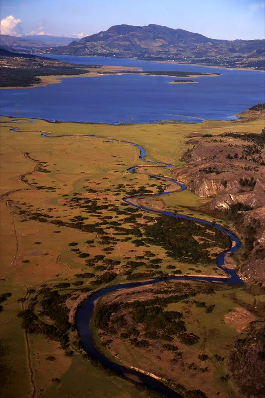 Embalse de Tominé, Cundinamarca.