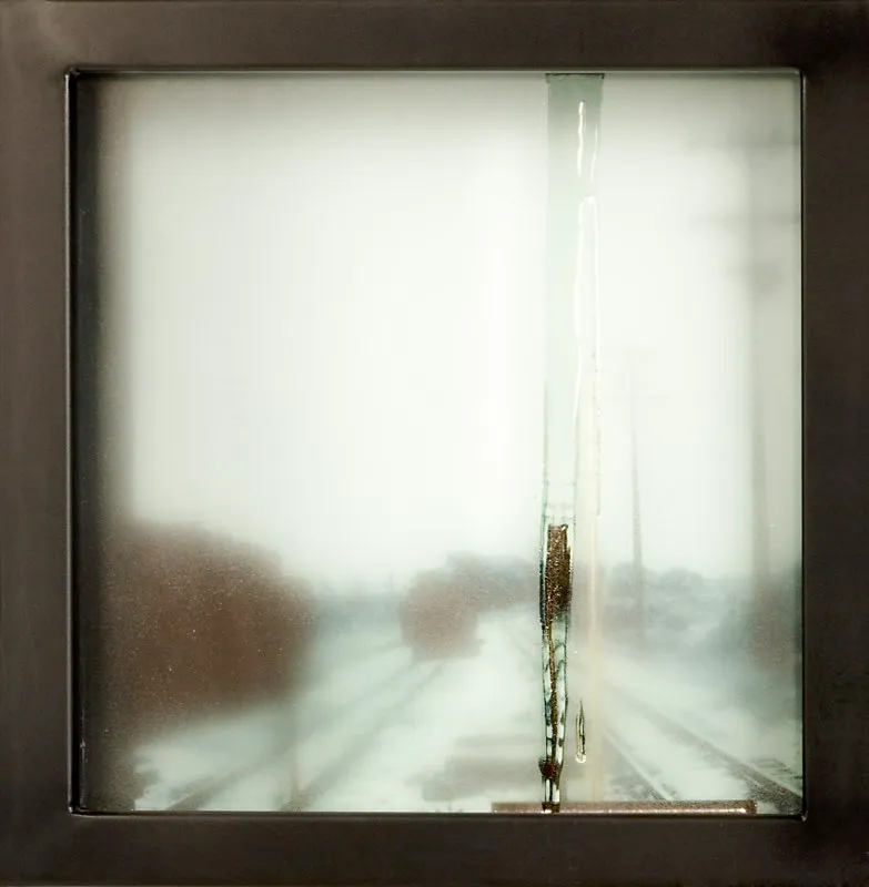 De la serie Sur / 2002 - 2005 / Fotografía intervenida sobre placas metálicas / 50 x 50 x 12 cm