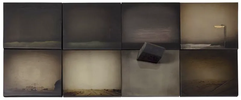 De Vidrio y niebla / 2009 / Fotografía intervenida y objetos sobre placas metálicas / Dimensiones variables / Módulos de 20 x 25 cm