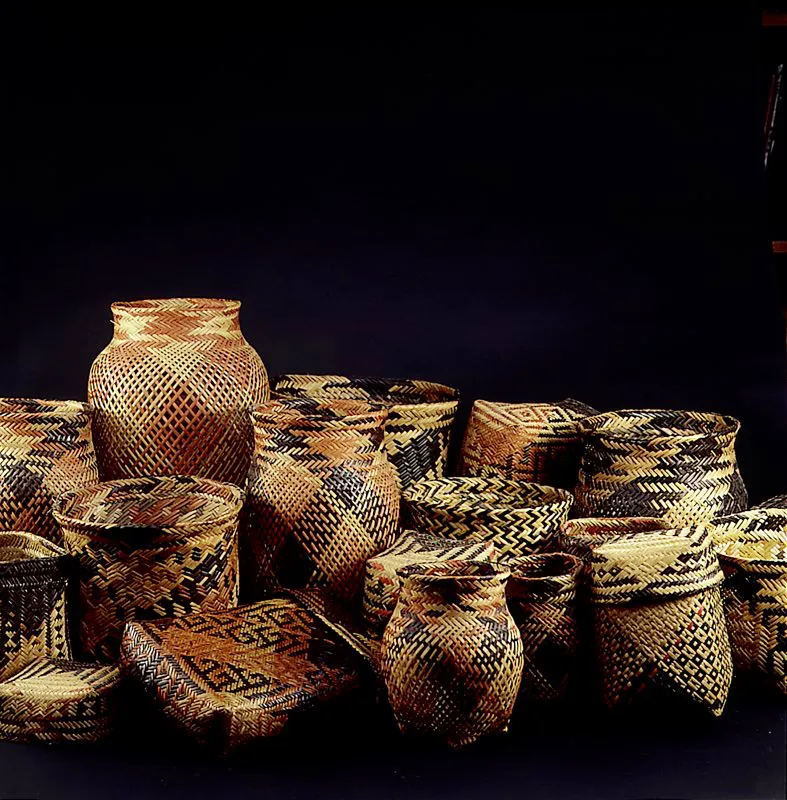 Cestería en fibras de yarumo. Vaupés. José Fernando Machado