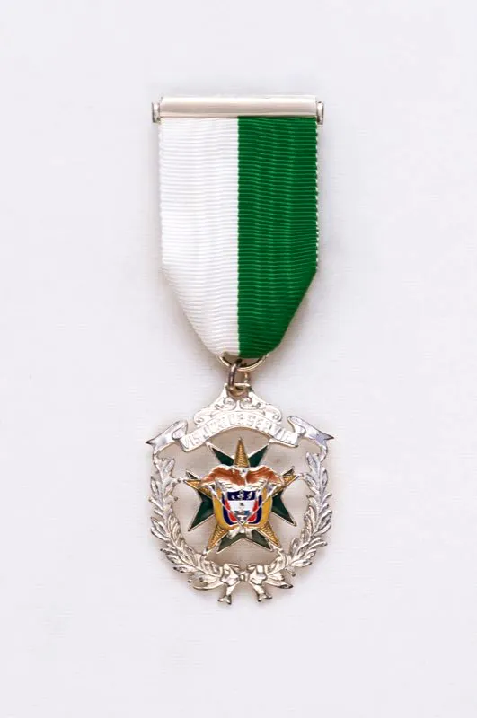 Estrella cívica categoría Oficial.