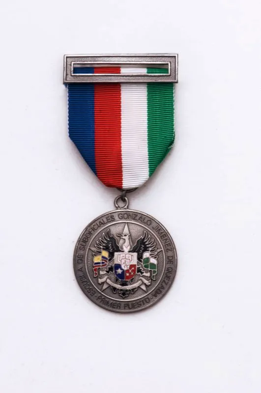 Medalla Escuela de Suboficiales Gonzalo Jiménez de Quesada 1er Puesto.