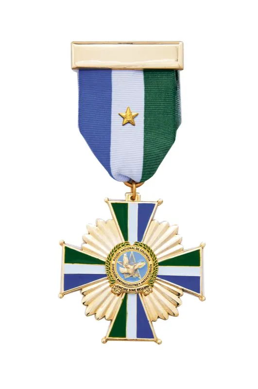 Medalla de la Dirección de Antisecuestro y Antiextorsión Teniente Coronel Luis Orlando Ospina Arias.