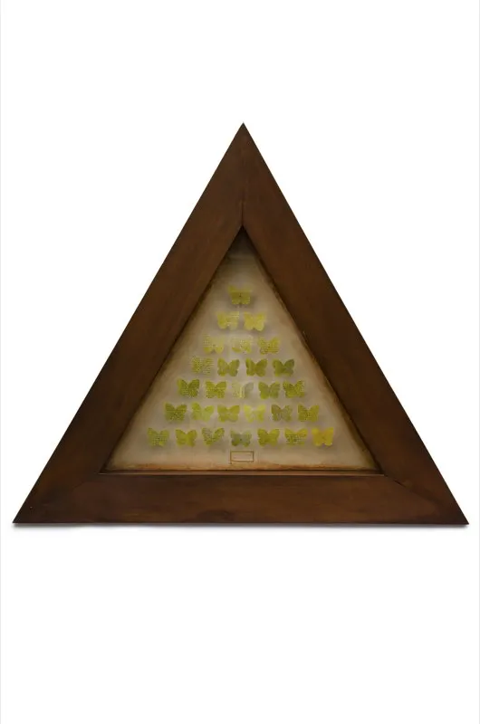 Serie Las alas de la memoria: Cien años | Ensamblaje | 70 cm x 70 cm | 1999