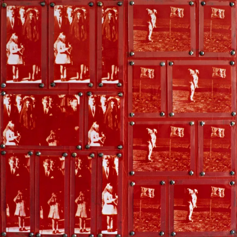 Reflexin plstica | Ensamblaje | 30 cm x 30 cm | 1999 