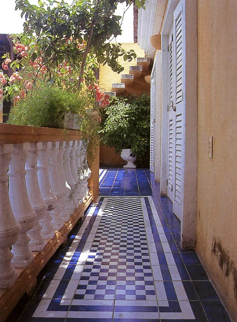 Casa Calle Tumbamuertos. Cartagena, 1991. Antonio Castañeda Buraglia