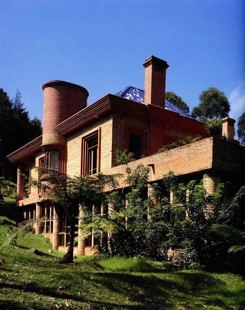 Conjunto Villa Ftima. Envigado, Antioquia, 1986. 