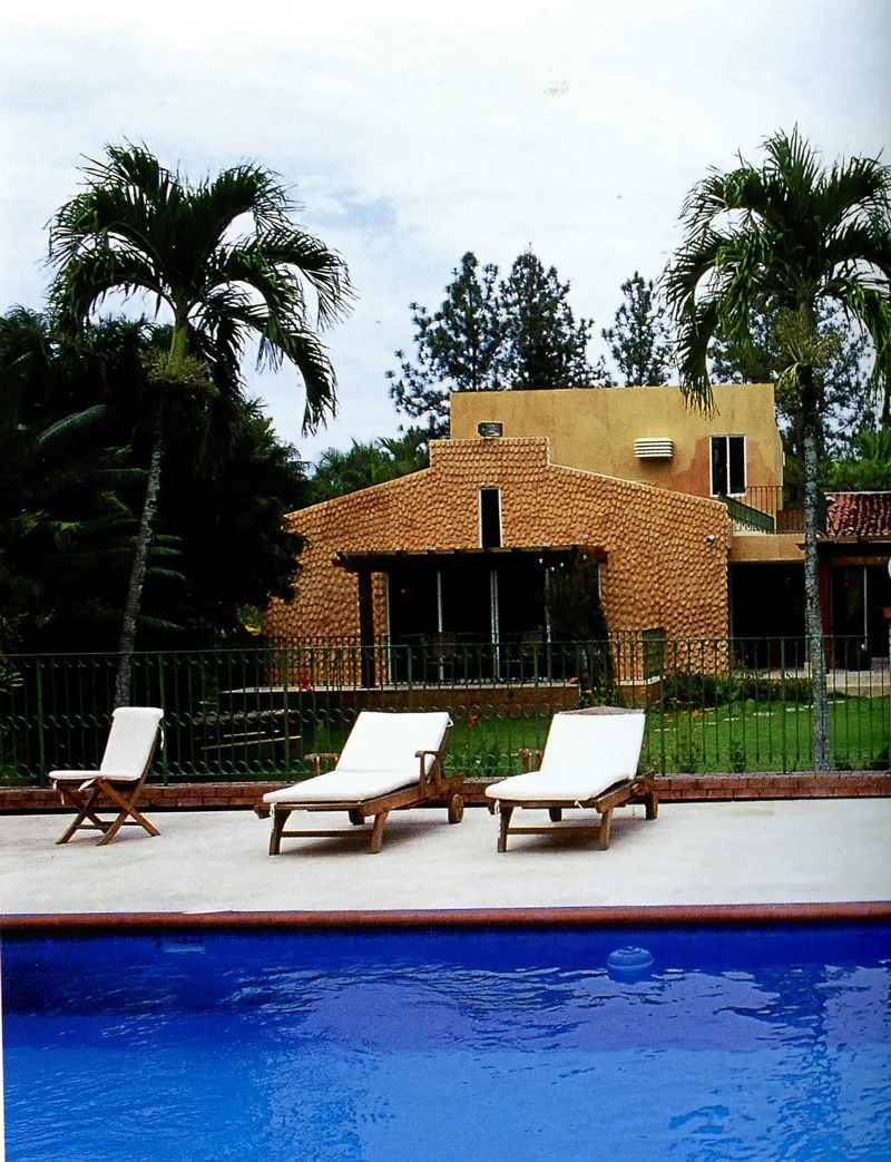Casa en Santa Clara. Panamá, Ciudad de Panamá, 2001. Antonio Castañeda Buraglia