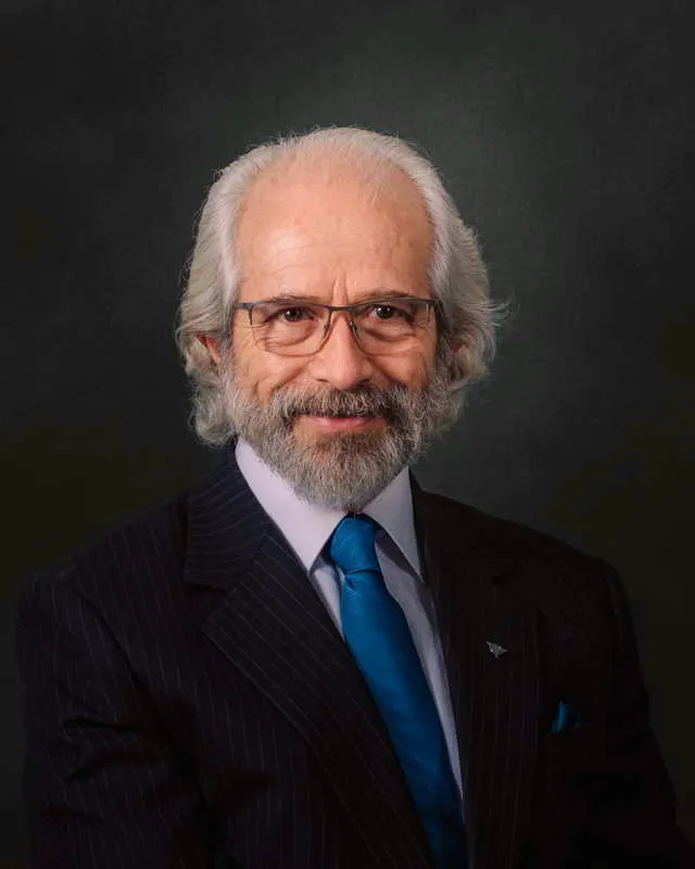 Carlos Adolfo Arenas Campos.