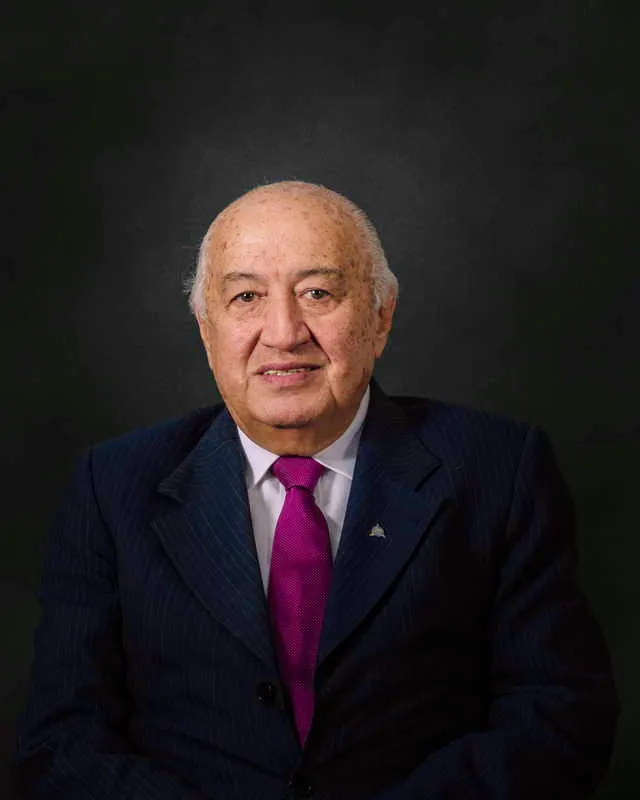 Hernando Herrera Vergara.