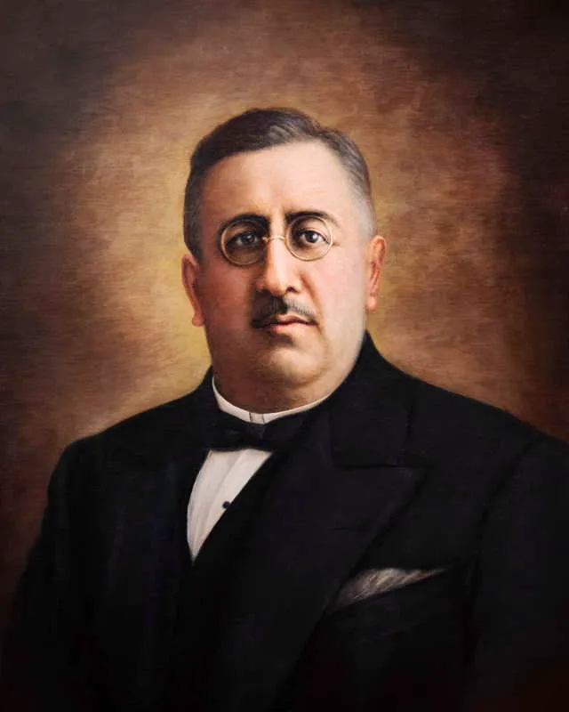 Arturo Quijano.