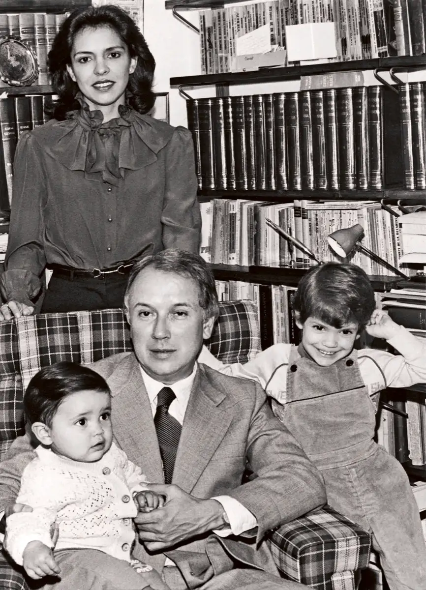 Iván Duque Escobar, Juliana Márquez Tono y sus hijos Iván y Andrés.