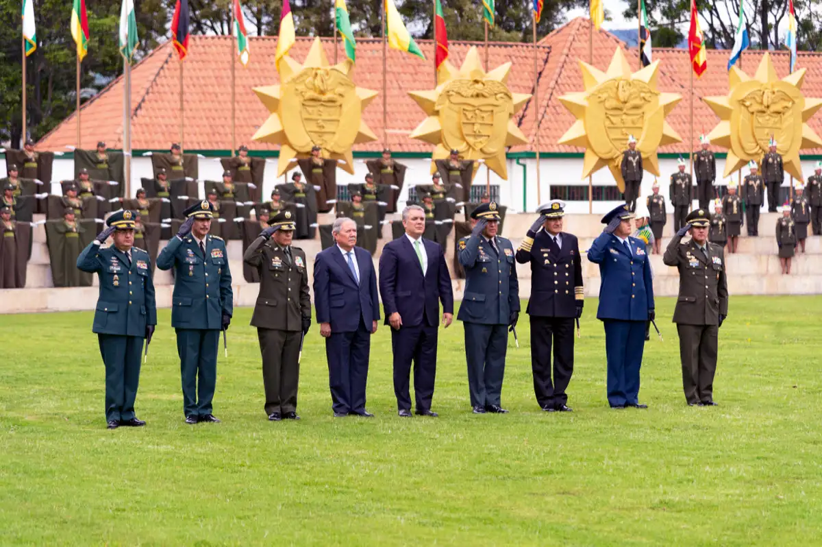 Ceremonia de ascenso de oficiales a los grados de general, mayor general y brigadier general honorario. Escuela de Cadetes de la Policía General Francisco de Paula Santander, Bogotá, 13 de junio de 2019.