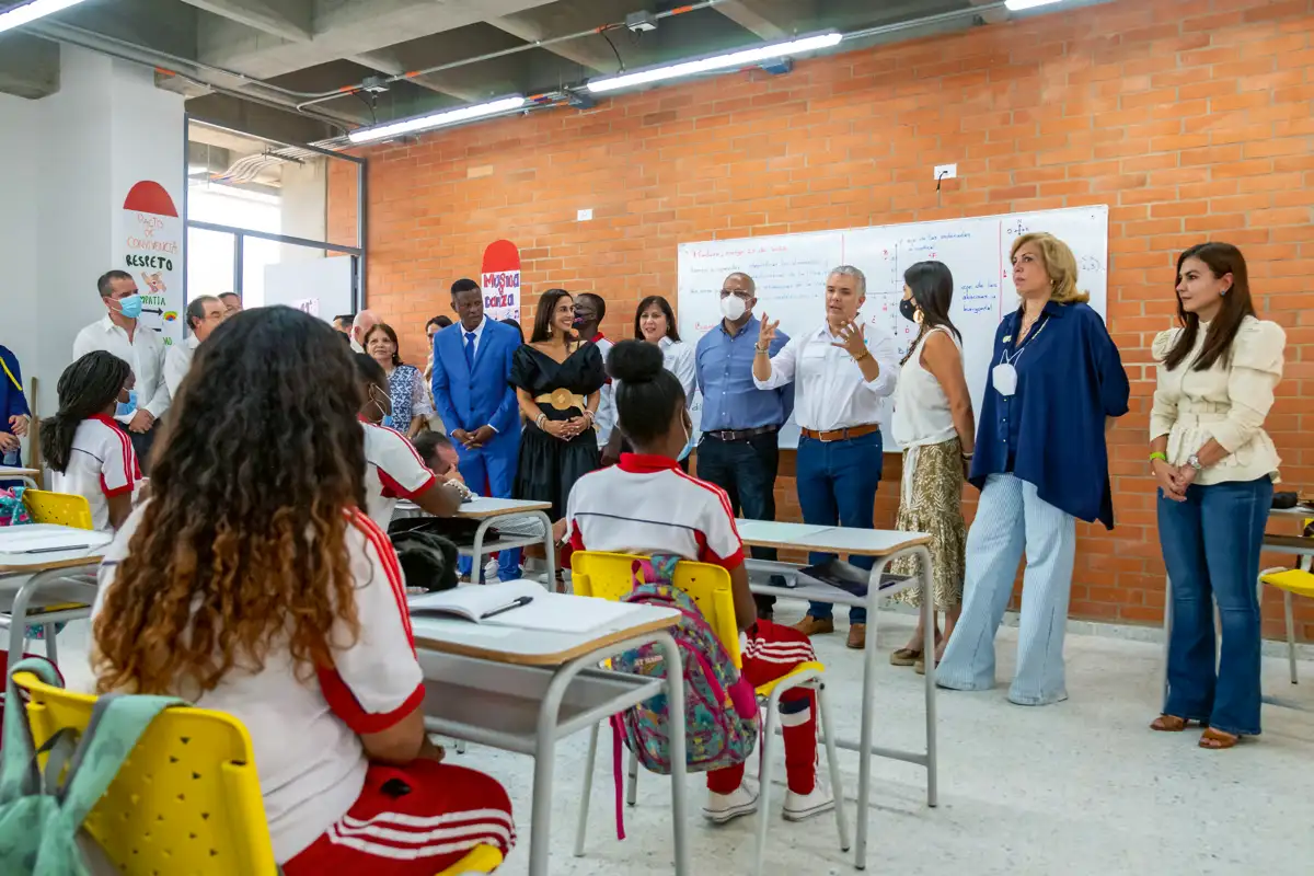Visita al Colegio y complejo educativo y cultural Mayagüez. Pradera, Valle, 23 de marzo del 2022.