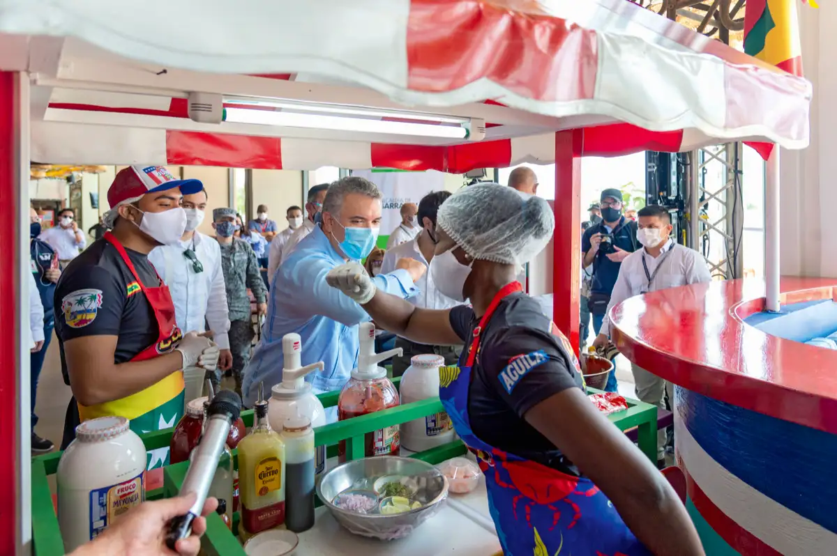 Recorrido por los restaurantes del Malecón. Barranquilla, Atlántico, 29 de agosto de 2020.
