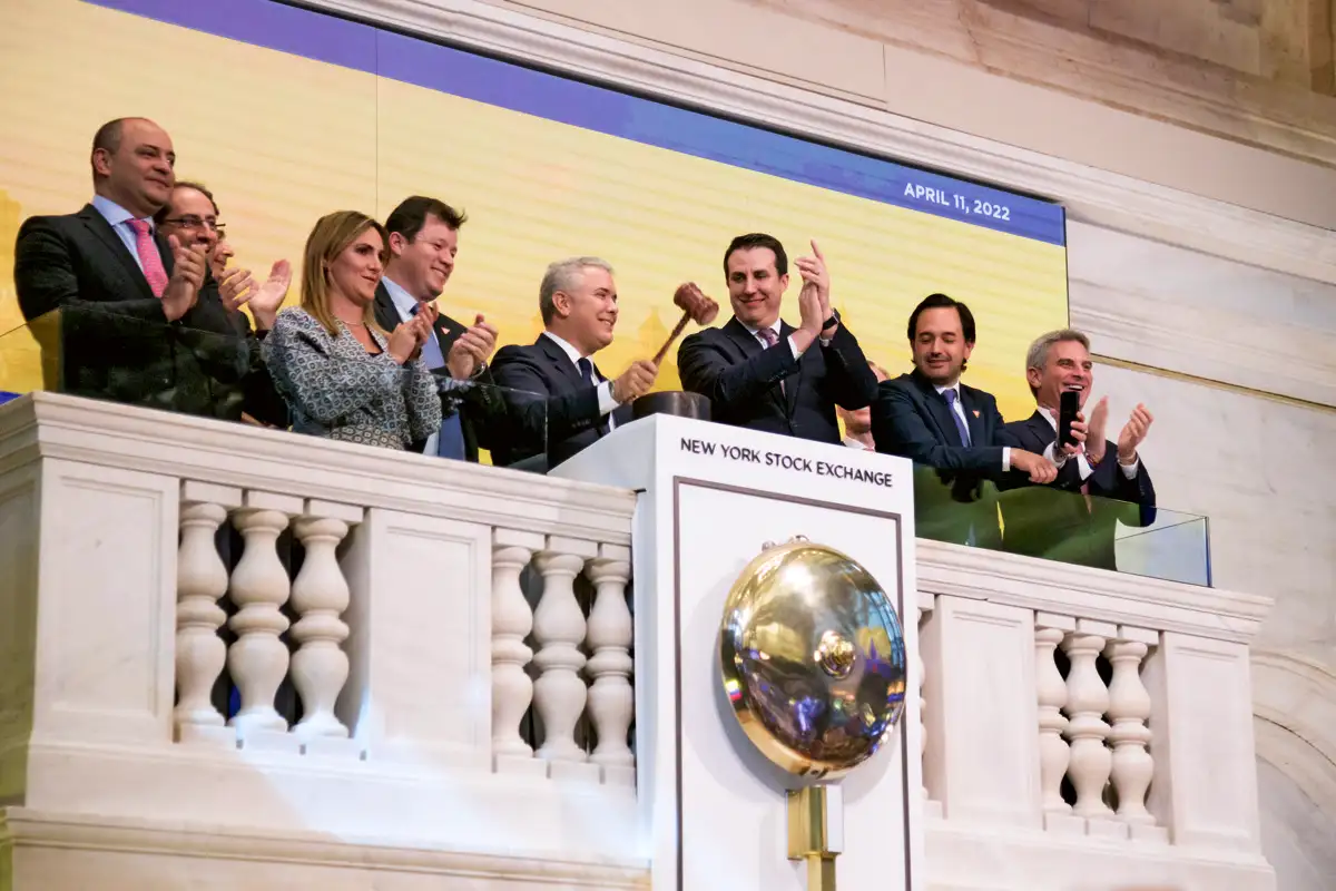 Campanada de cierre ‘Taxonomía verde de Colombia’, Bolsa de Nueva York, 11 de abril 2022.
